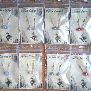 Zarte Glocken-Blumen-Ohrringe mit Perlen – handgefertigter Schmuck in verschiedenen Farben | leicht und verspielt – Bild 6