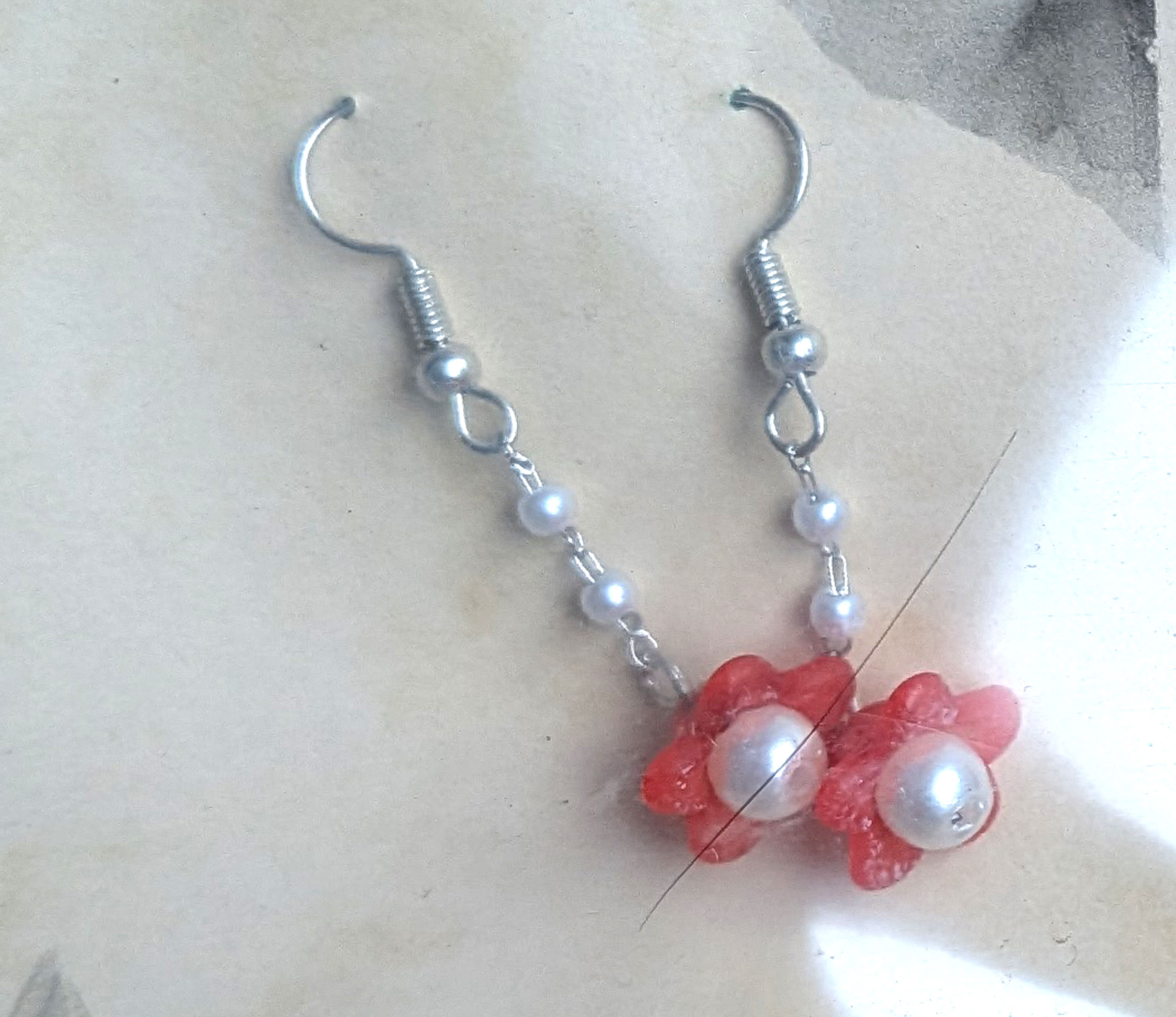 Zarte Glocken-Blumen-Ohrringe mit Perlen – handgefertigter Schmuck in verschiedenen Farben | leicht und verspielt – Bild 13